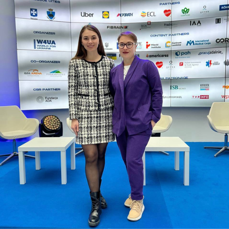 WORLD FOR UKRAINE SUMMIT